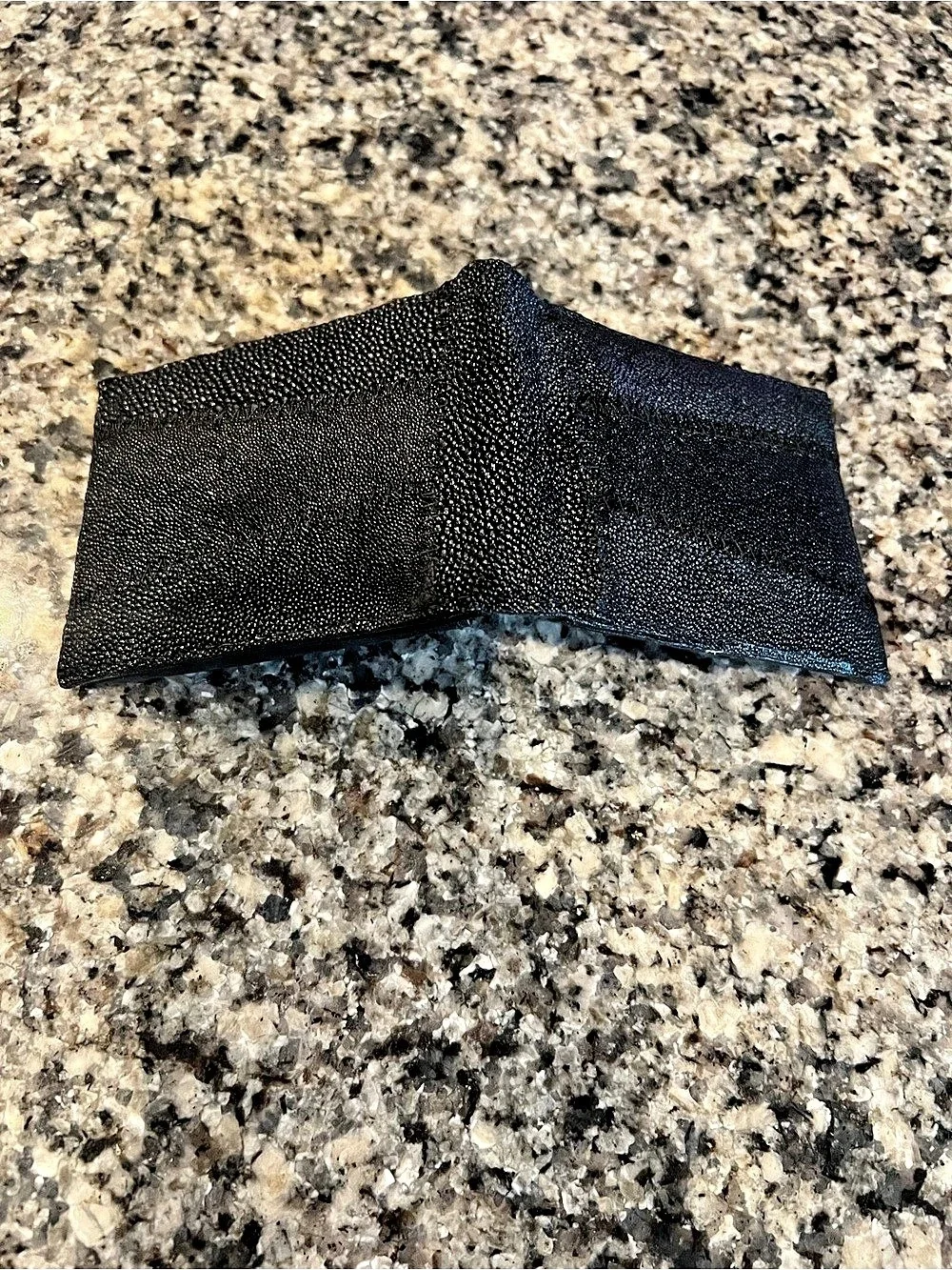 Stingray Handcrafted Genuine Exotic Leather Black Bifold Men’s Wallet New